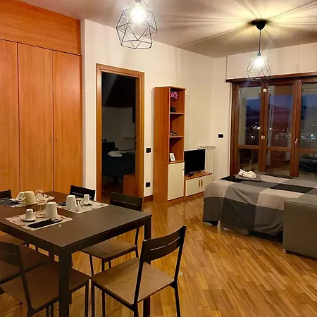 Sunrise Fco Apartment *